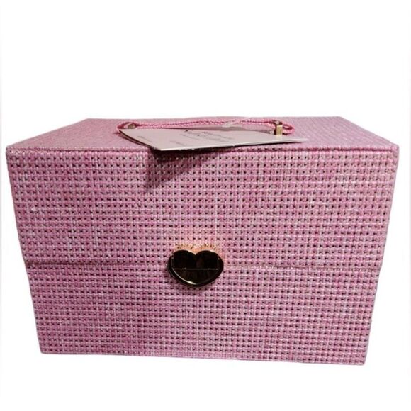 Ultabeauty women’s pink "SO POSH EDITION" beauty box 45 piece collection - Picture 6 of 6